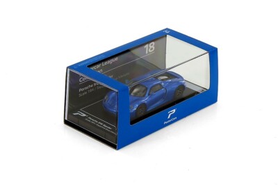 H13-18 Blue Porsche 918 Spyder Die-cast 1:64 By PosterCars Hypercar League 