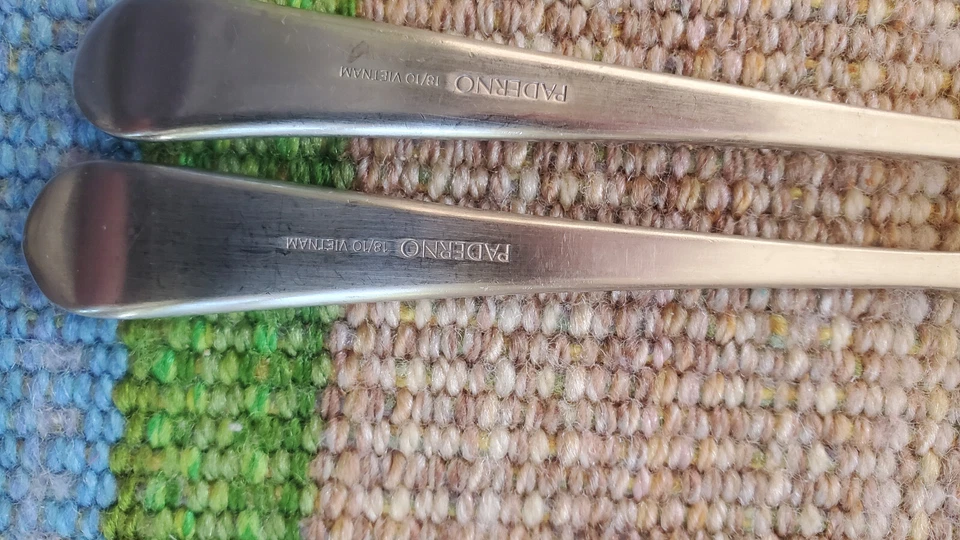 Paderno Flatware set for 4,18/10 Modern Solid Large Stainless Cutlery Silverware Foto 2 de 4