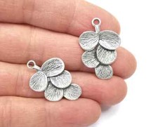 4 Pcs Leaf Charms Antique Silver Plated jewelry accessories 30x20mm G27720