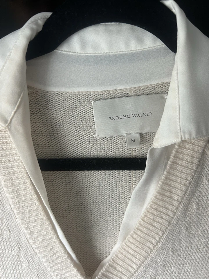 Suéter Brochu Walker M de cachemir blanco roto con base de seda Foto 2 de 4