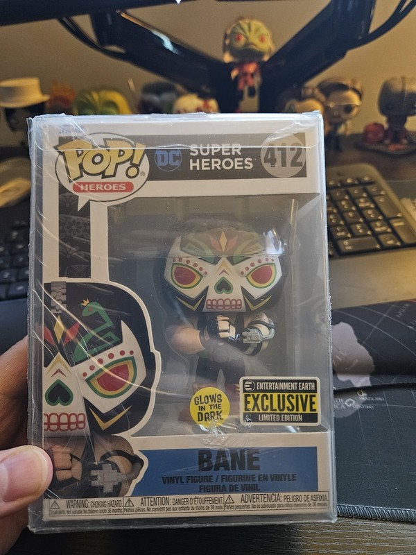 Funko POP! Dia de los DC Bane #412 Batman  EE Exclusive With Protector