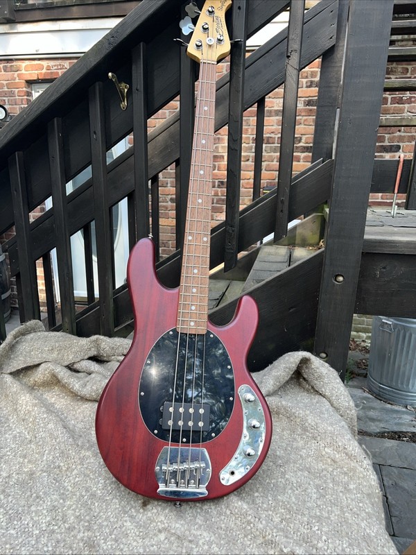 Bass Guitar Ernie Ball MusicMan Sub 4 Strings made In USA 2003 Go Bye Pics