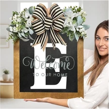 Charming Wooden Welcome Sign for Front Door - Customized Family Name Decor