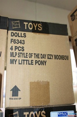  My Little Pony Izzy Moonbow Dolls box of 4