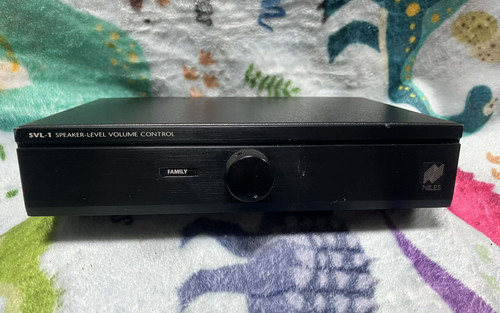 Niles SVL-1 Speaker Selector Speaker-Level Volume Control Black