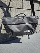 Image of The North Face Base Camp  Voyager Messenger Bag NF0A81DPKY42 TNF Black/TNF White