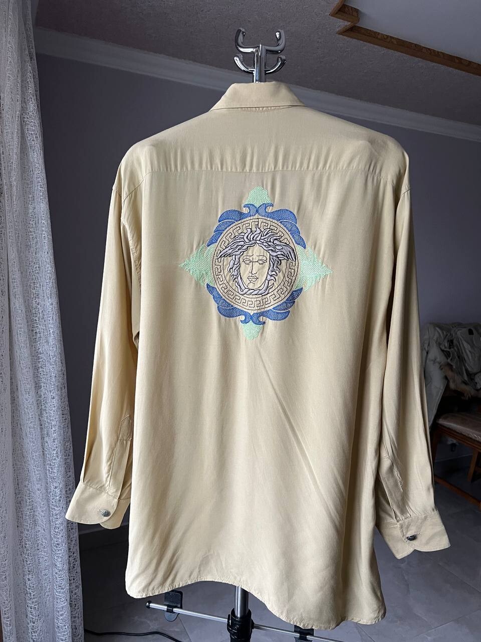 GIANNI VERSACE MENS SHIRT LARGE MEN GIANNI VERSACE MENS SHIRT LARGE MEN