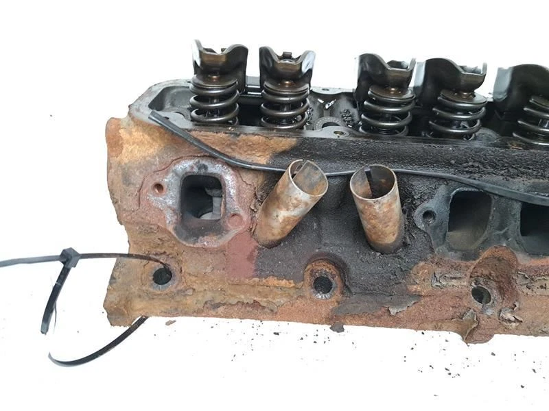 CULATA LATERAL IZQUIERDA PARA DODGE RAM 1500 1992 - 2001 Foto 4 de 4