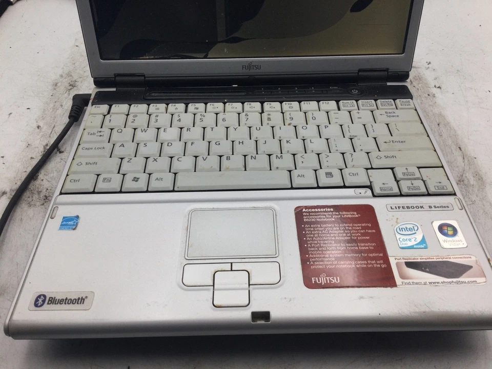FUJITSU LIFEBOOK B SERIES B6230 -FOR PARTS- INTEL CORE 2 DUO - 4GB RAM -READ-BB - Image 3 of 4