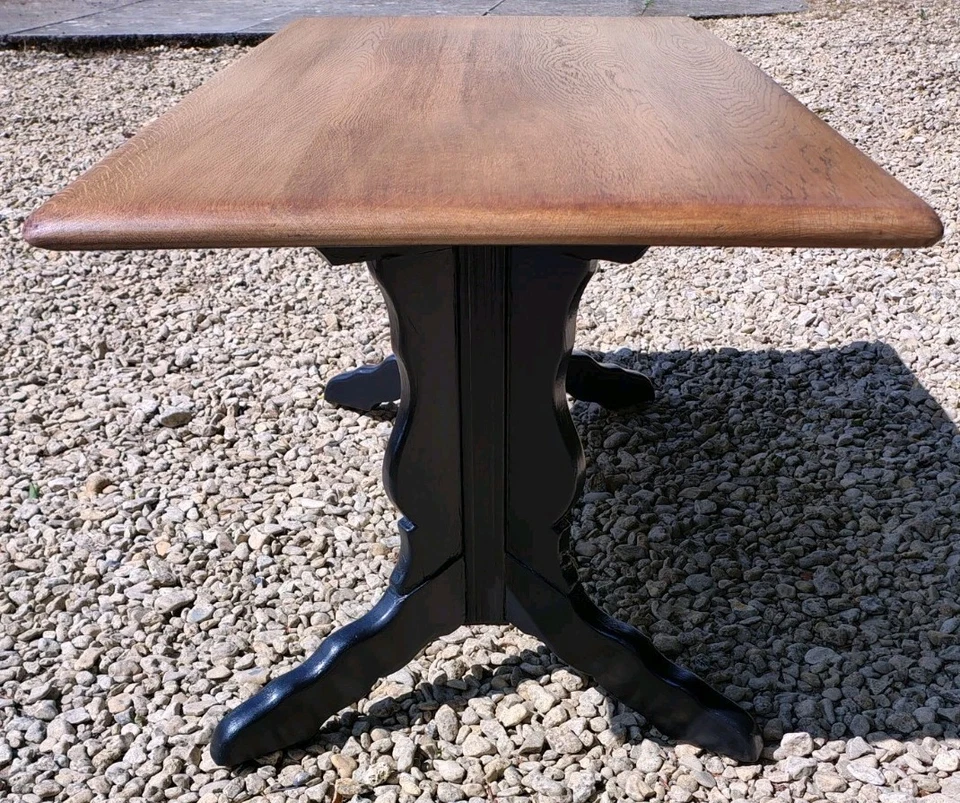 BEAUTIFUL ERCOL SOLID ELM REFECTORY COFFEE TABLE IN PITCH BLACK FARROW & BALL - Image 4 of 4