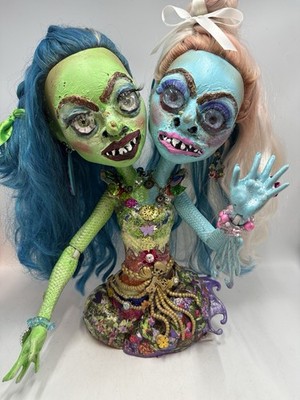 OOAK Custom Reimagined ReCycled Monster High Halloween Sea Hag Centerpiece Wow!