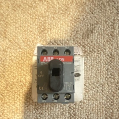 ABB OT40F3 Switch Disconnector 40A 3-Pole DIN Rail Motor Disconnect 600VAC