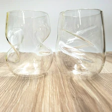 2 Dragon Glassware Stemless Wine Glass Tumblers w Finger Rest Notches (S2-6)