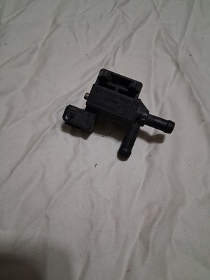 98-01 VOLVO C70 98-00 S70 C70 V70 EVAP Canister Purge Valve 12v  9125243 OEM 99 