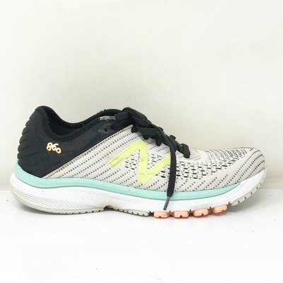New Balance Womens 860 V10 W860D10 