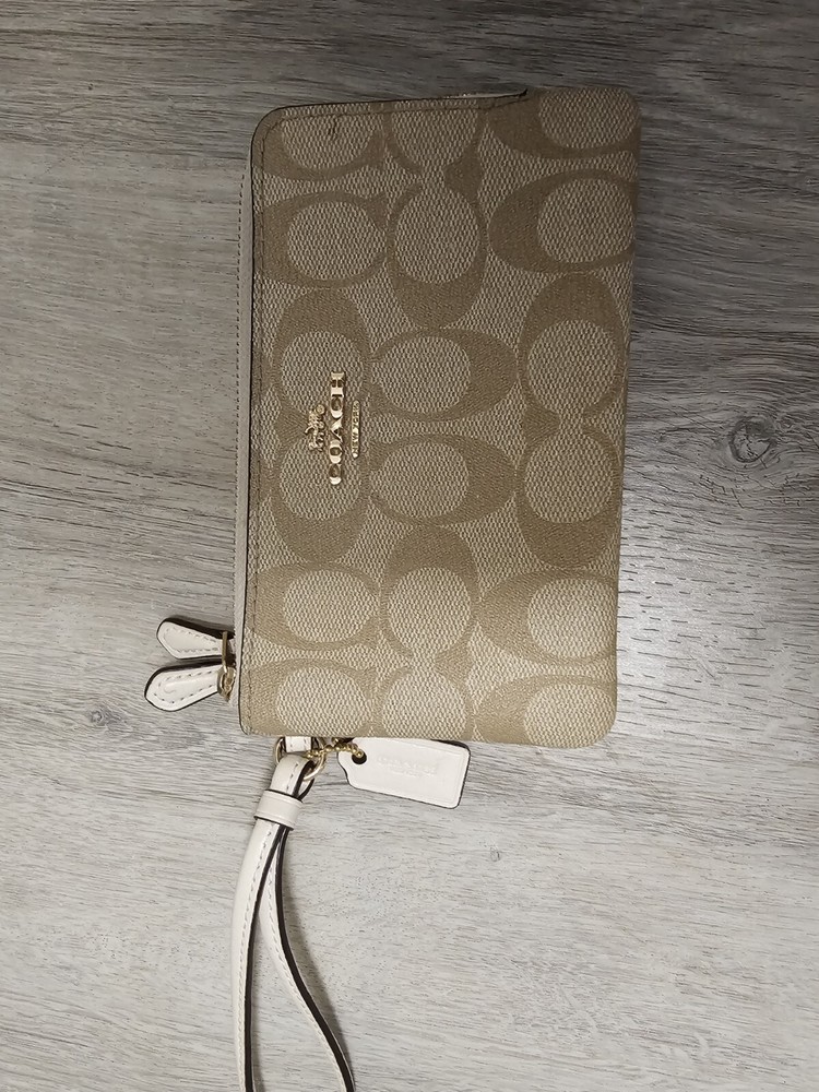 Coach wristlet authenic