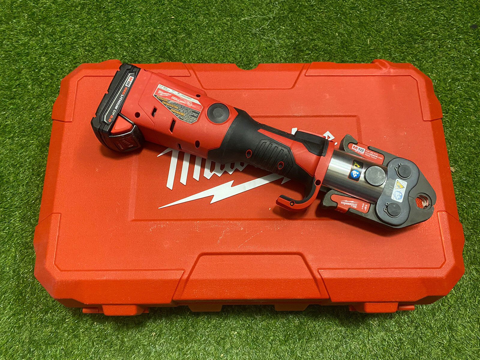 Milwaukee 292222 M18 FORCE LOGIC One Key Copper Press Tool Kit With