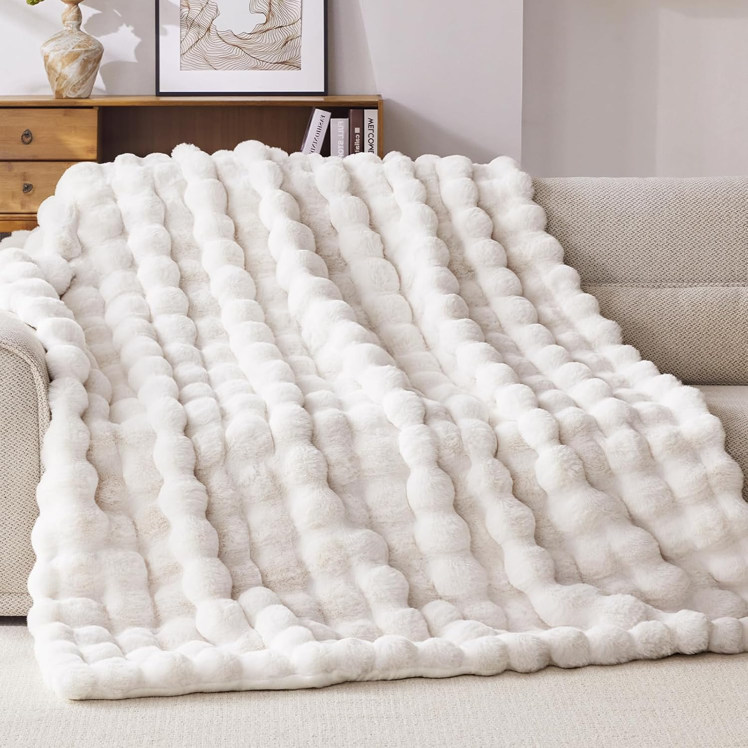 Faux Fur Throw Blanket 1000GSM Ultra Soft Fluffy Bubble Blanket for Couch Bed Cozy Warm Plush