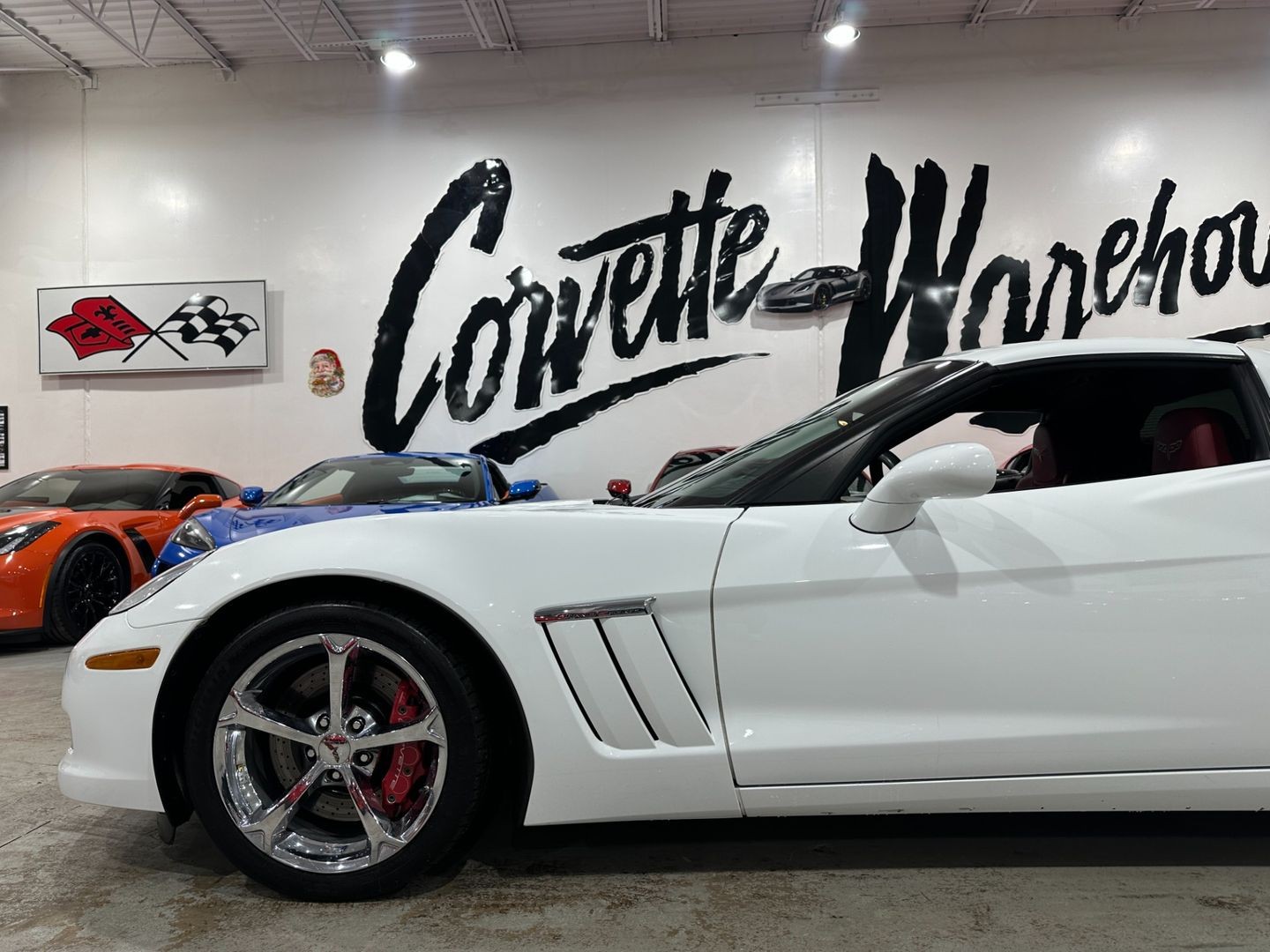2012 [10U] Arctic White Chevrolet Corvette   | C6 Corvette Photo 7