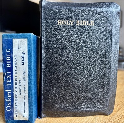Oxford Text Bibel mit überarbeitetem Kirchengesangbuch dritte Ausgabe in Box