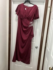 Azazie Women's Bridesmaid Dress Size 18 Color: Mulberry