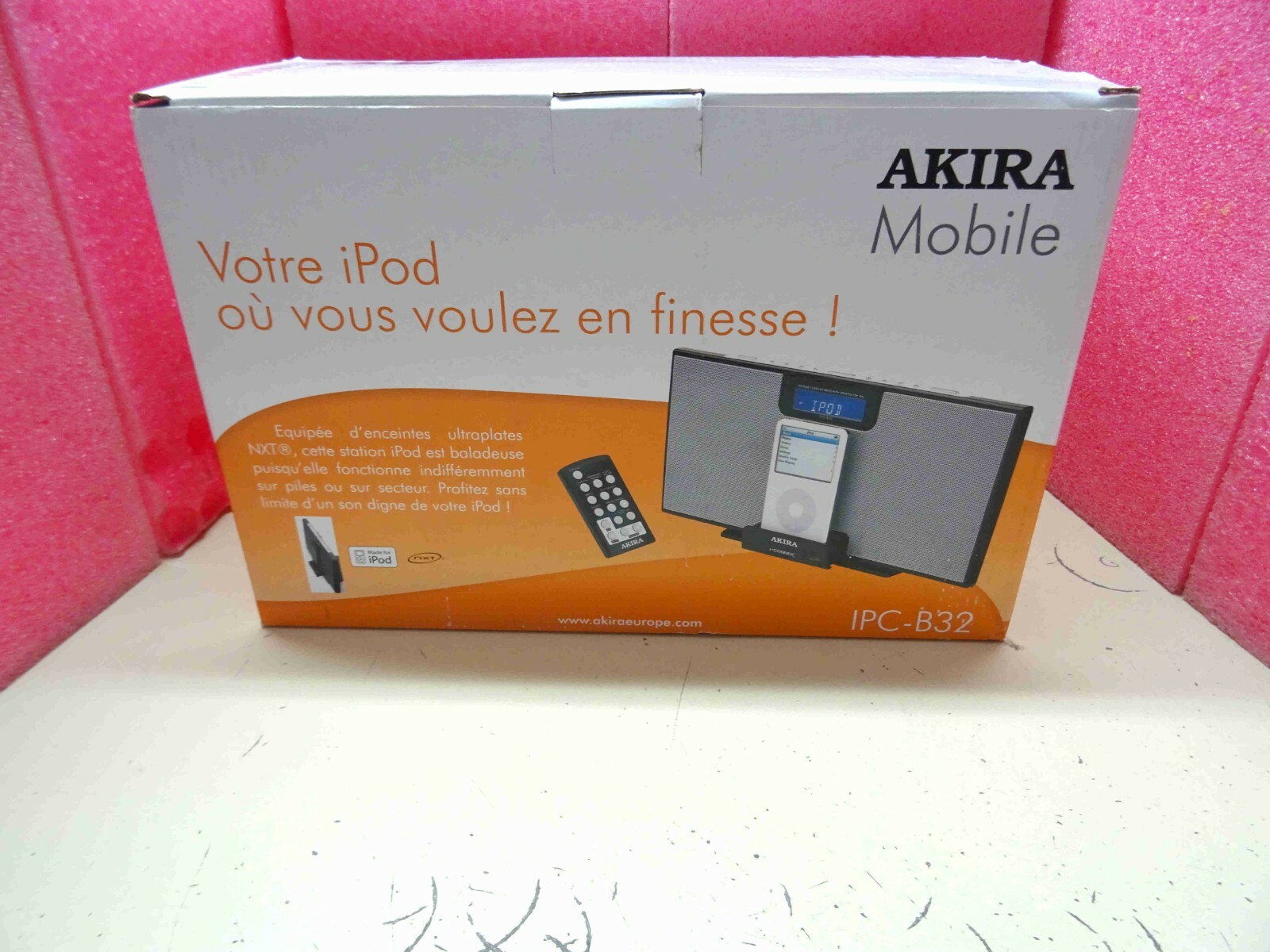Lecteur MP3 et radio FM portable Akira IPC-B32 avec entrée jack 3.5mm