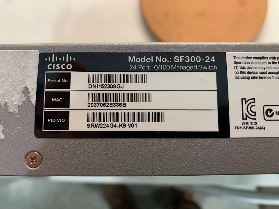 Cisco SF300-24 V01 24-Port Managed 10/100 Switch SRW224G4-K9 - Image 2 of 2