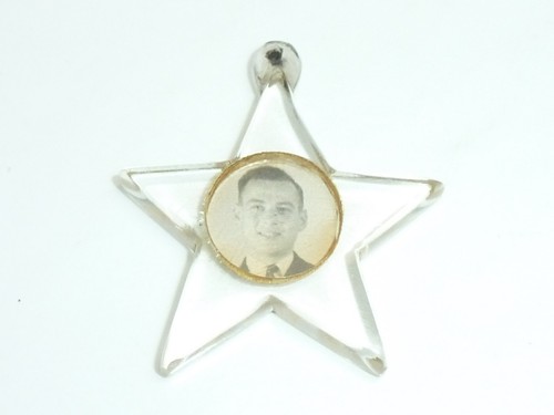 WW2 RAF Trench Art Cockpit Perspex Lucite Sweetheart Star Pendant - Picture 2 of 6
