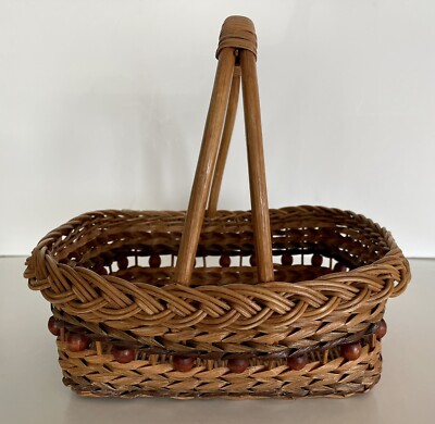 VTG Woven Wicker Basket w/ Handle Decor Design Multi-Purpose ~ 12 x11 x11 H