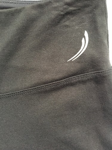 Exertek Athletic Yoga Workout Capris Size Petite Small, Black, New Without Tags - Picture 2 of 8