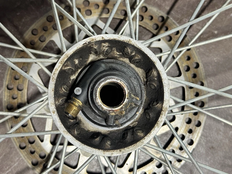 98-02 Yamaha WR250F WR400F WR426F 2001 llanta delantera buje freno rotor 21x1,60 Foto 2 de 4