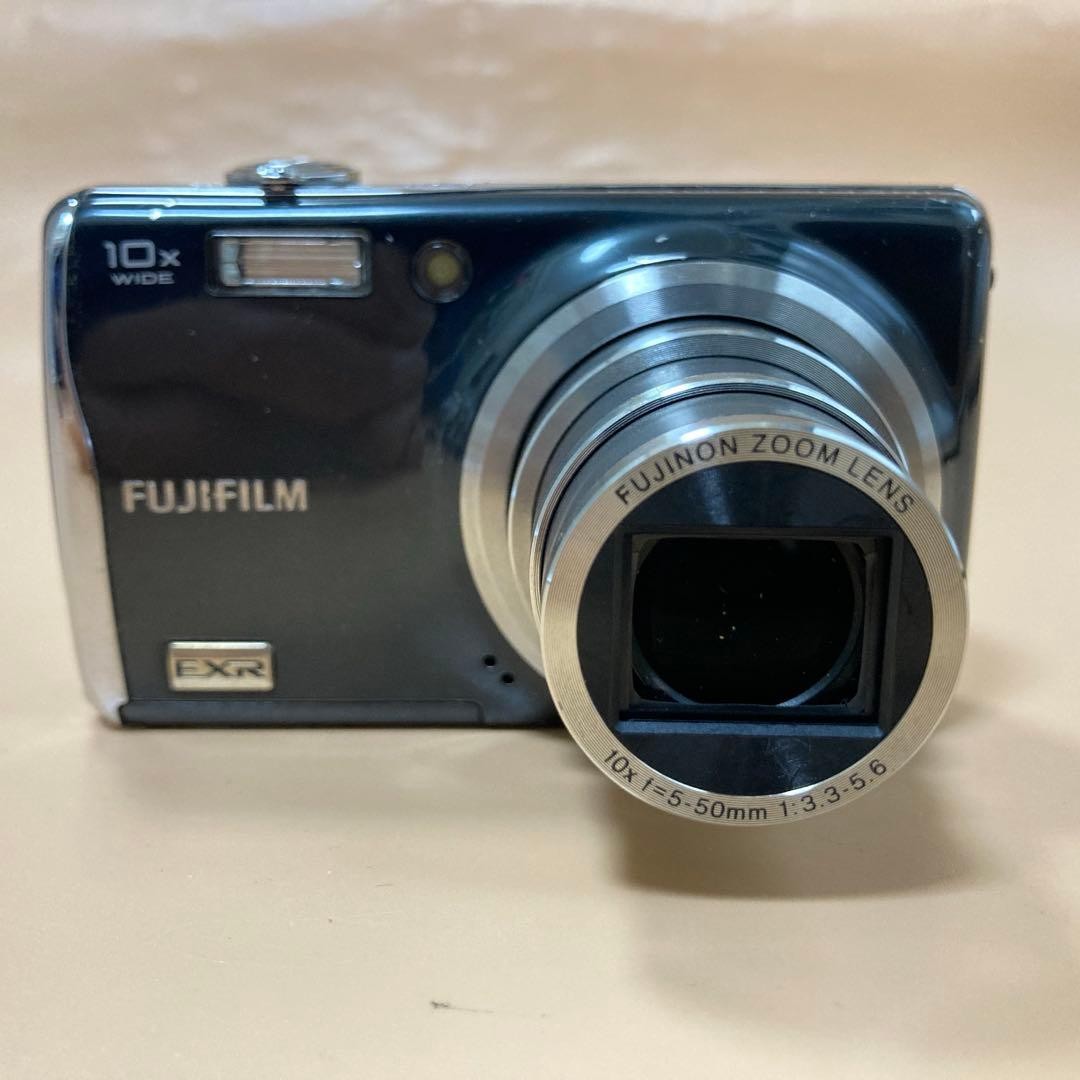 FUJIFILM FinePix F70EXR Silver 10x Zoom Compact Camera With SD