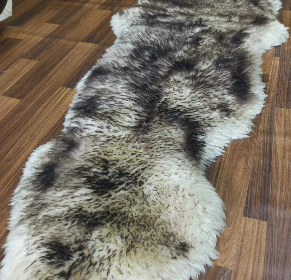 Alfombra de piel de oveja genuina punta marrón doble piel 2 pies x 6 pies alfombra de piel suave oveja real Foto 2 de 4