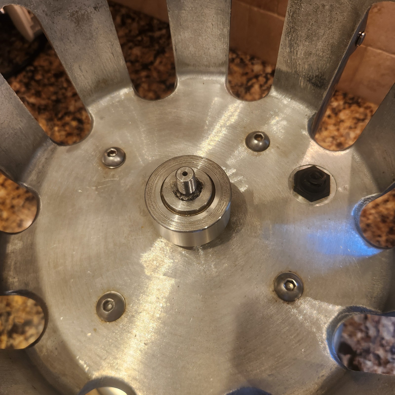 Nutrifaster N450 Commercial Fruit and Vegetable Juicer/ Very Clean w/ New Blade 