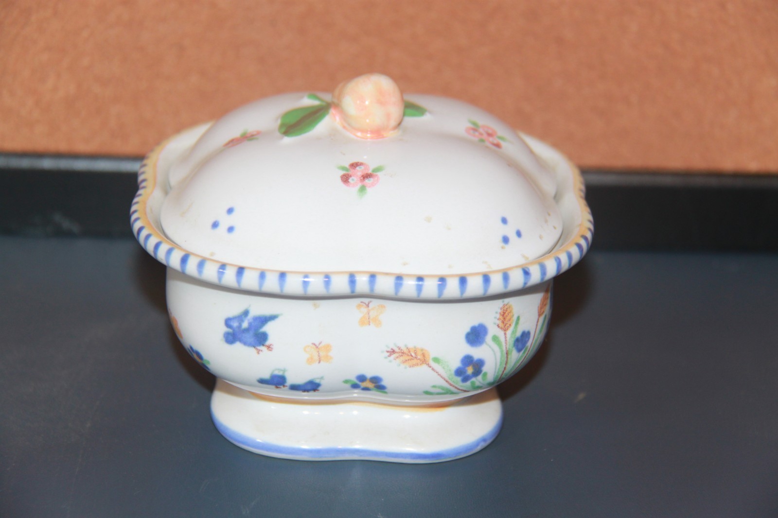 Prestige Place Provence Collection, Hand-Painted, Porcelain Trinket Box with Lid
