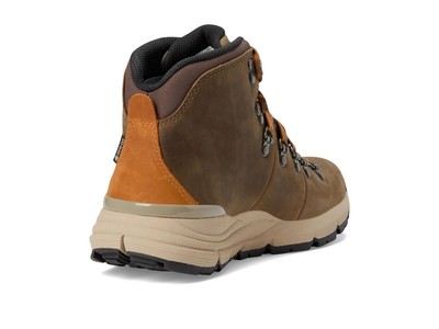 Danner Women's Mountain 600 Leaf Hiking Boot, Gold, 9.5, Choc Chip/Roasted Pecan