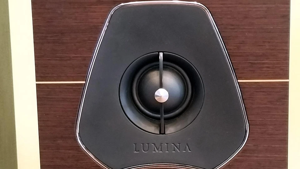 Par de altavoces de estantería Sonus Faber Lumina 1 Wenge (libre de impuestos en EE. UU.) usados Foto 3 de 4