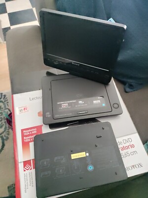 Sony DVP-FX930 Portable DVD Player (9