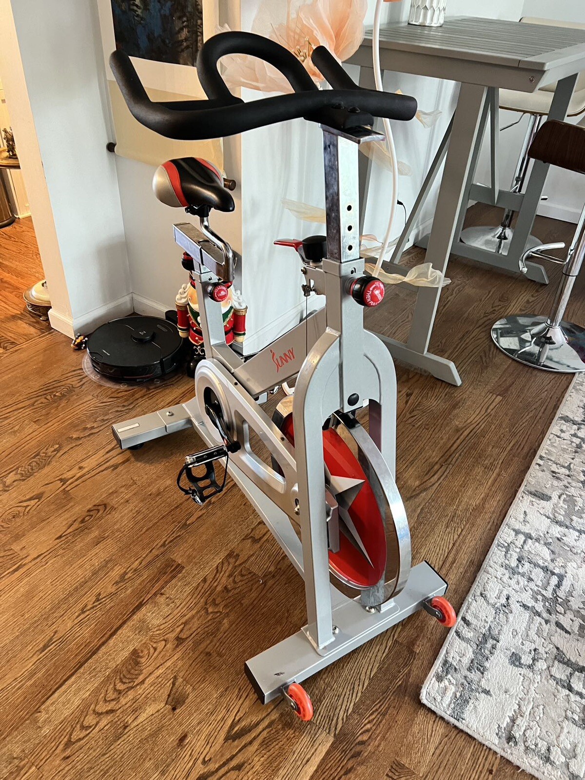 Sunny Health & Fitness Flywheel Chain Drive Pro Indoor Cycling