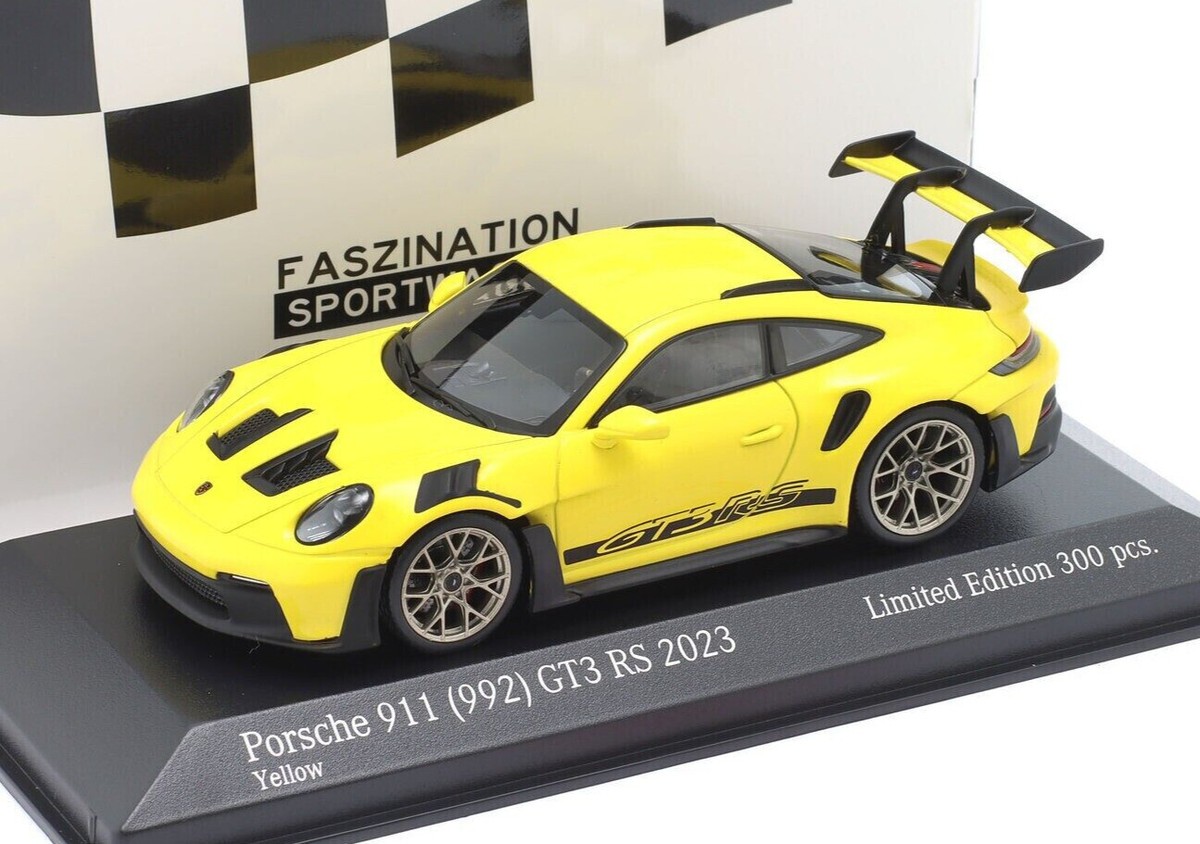 Porsche 911 992 GT3 Rs 2023 Yellow Gold Wheels MINICHAMPS