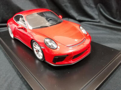 スパーク 1/18 ポルシェ 911 GT3 スパーク 1/18 ポルシェ 911 GT3 type 991 Touring Package 2017