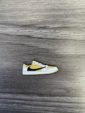 Golf Ball Marker 1.25" Enamel Sneaker - Magnetic NEW - FREE SHIPPING