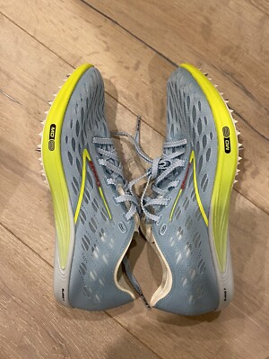 brooks elmn8 7 Track Spike Men s 6 Women s 7.5 - $150 MSRP