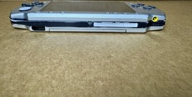 PSP 2000 Final Fantasy Custom Build! 128GB SD Card With Extras(READ DESCRIPTION)