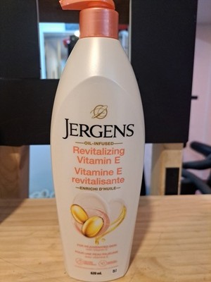 Lot Of 1 New Jergens Oil-Infused Revitalizing Vitamin E Lotion. Rejuvenated Skin