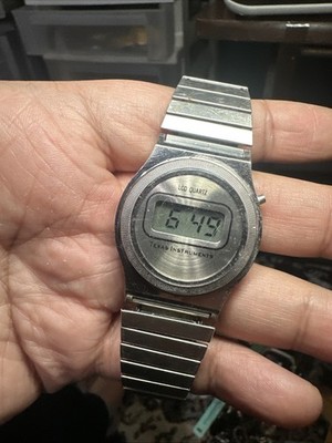 Works VTG 1970s Texas Instruments LCD Quartz Digital Mens Watch TI3H 35mm Fit 8 