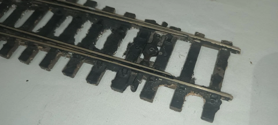 O gauge 7mm 2x PECO Left Point Medium Radius Turnout EX LAYOUT - Image 2 of 4