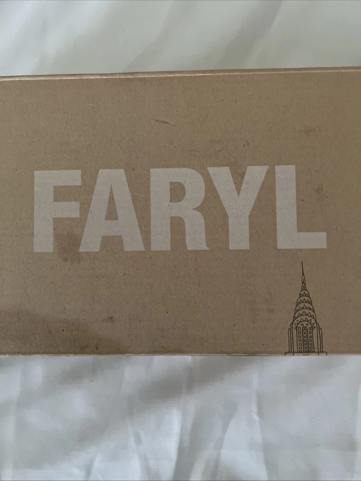 Faryl By Farylrobin 金色凉鞋女式 12 码 — 第 4/4 张图片