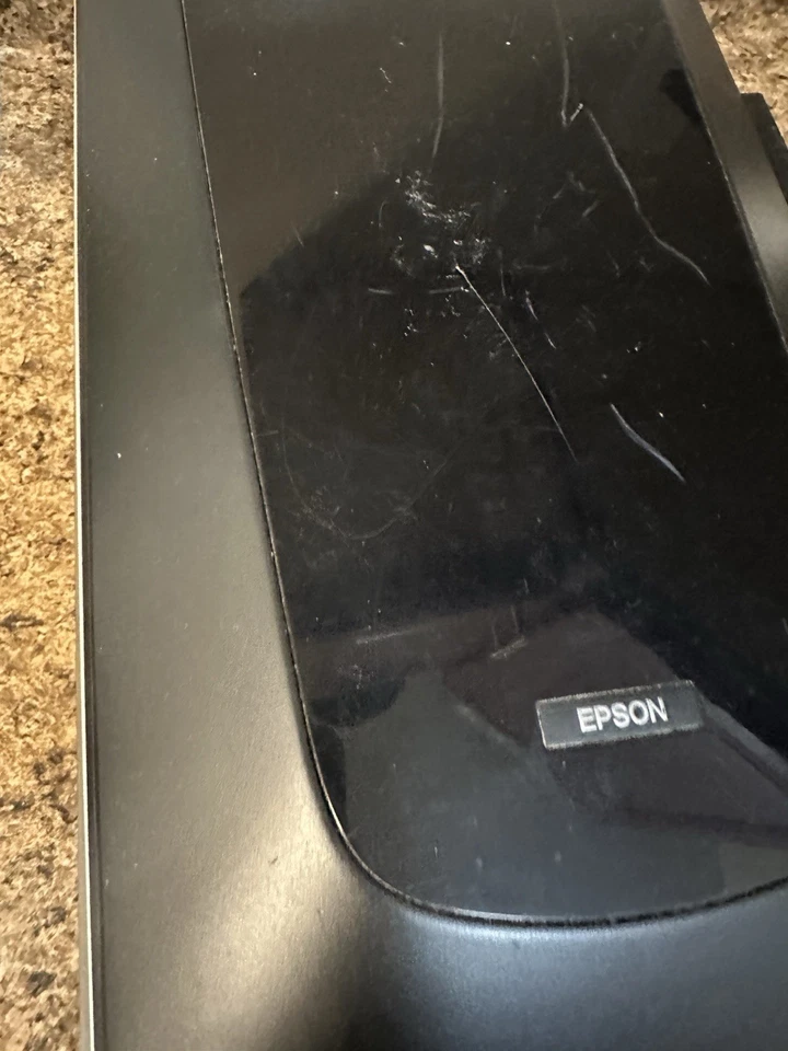 Epson Perfection V500 Photo Scanner J251A Hard Wired Power Cord Tested Working!! - Image 2 of 4