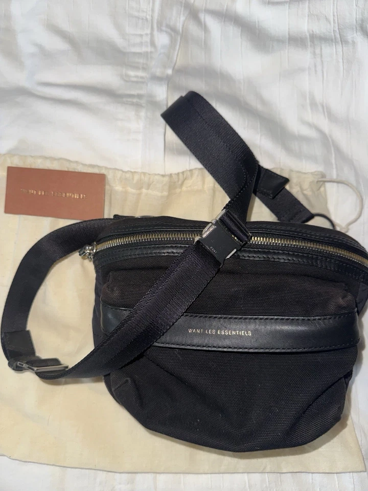 WANT Essentials - WANT ORGANIC® Tacoma Cotton Belt Bag - Black - Image 2 of 4